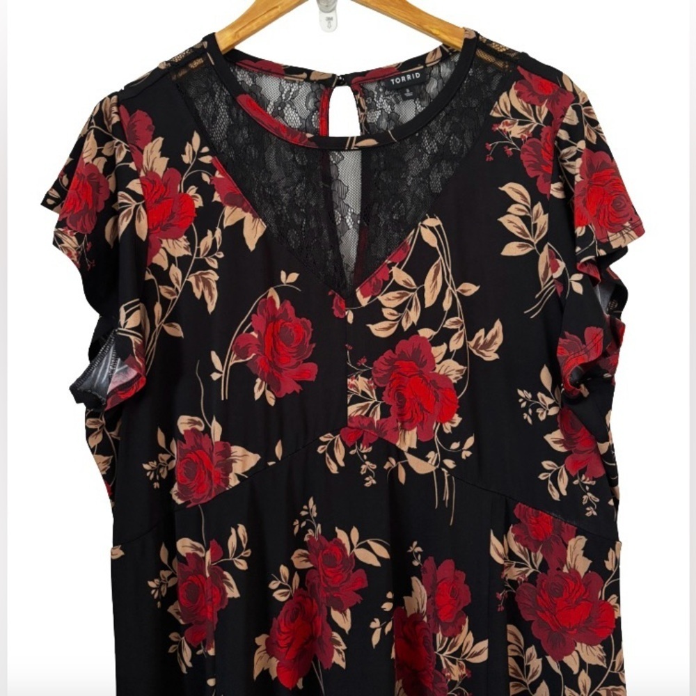 torrid Whimsigoth blk lace & studio knit floral fluttr slv assym midi drss SZ 3 - Picture 5 of 10